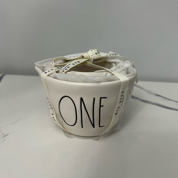 New Rae Dunn VHTF Matte Finish Ceramic Measuring Cups - Picture 1 of 4